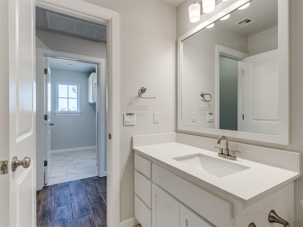 4004 Caraway Lane Property Photo 10