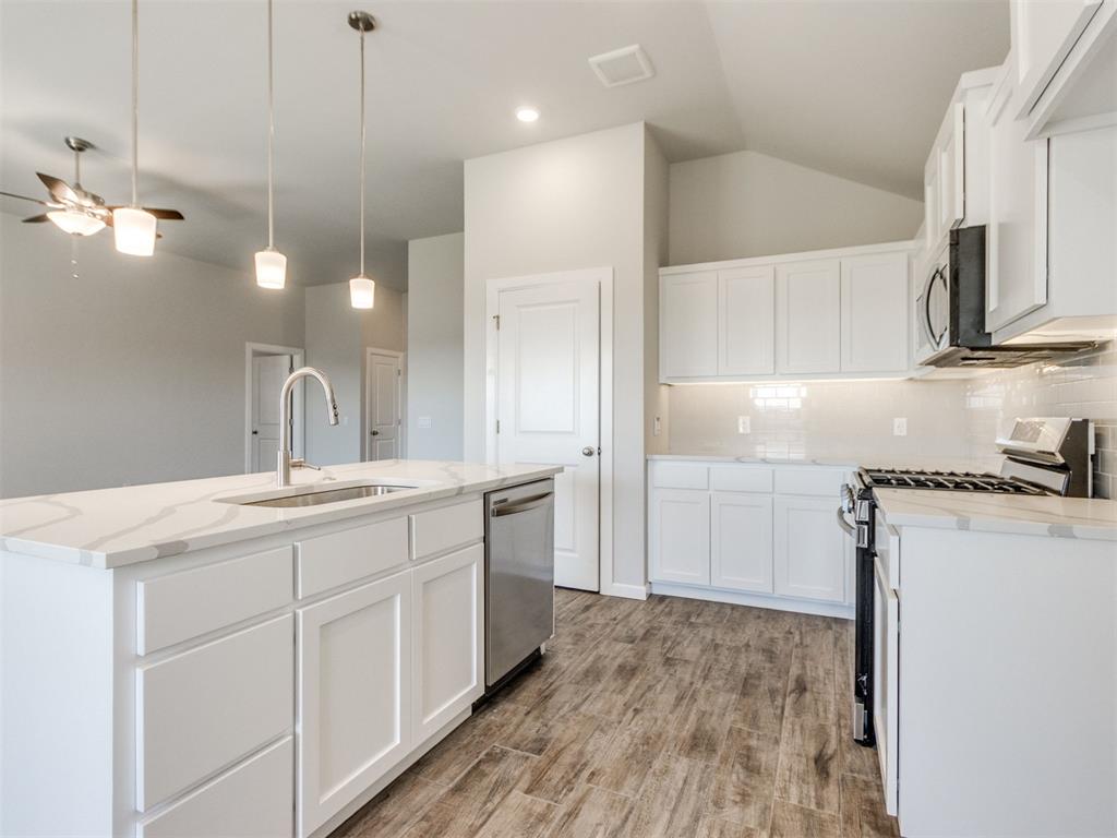4004 Caraway Lane Property Photo 19