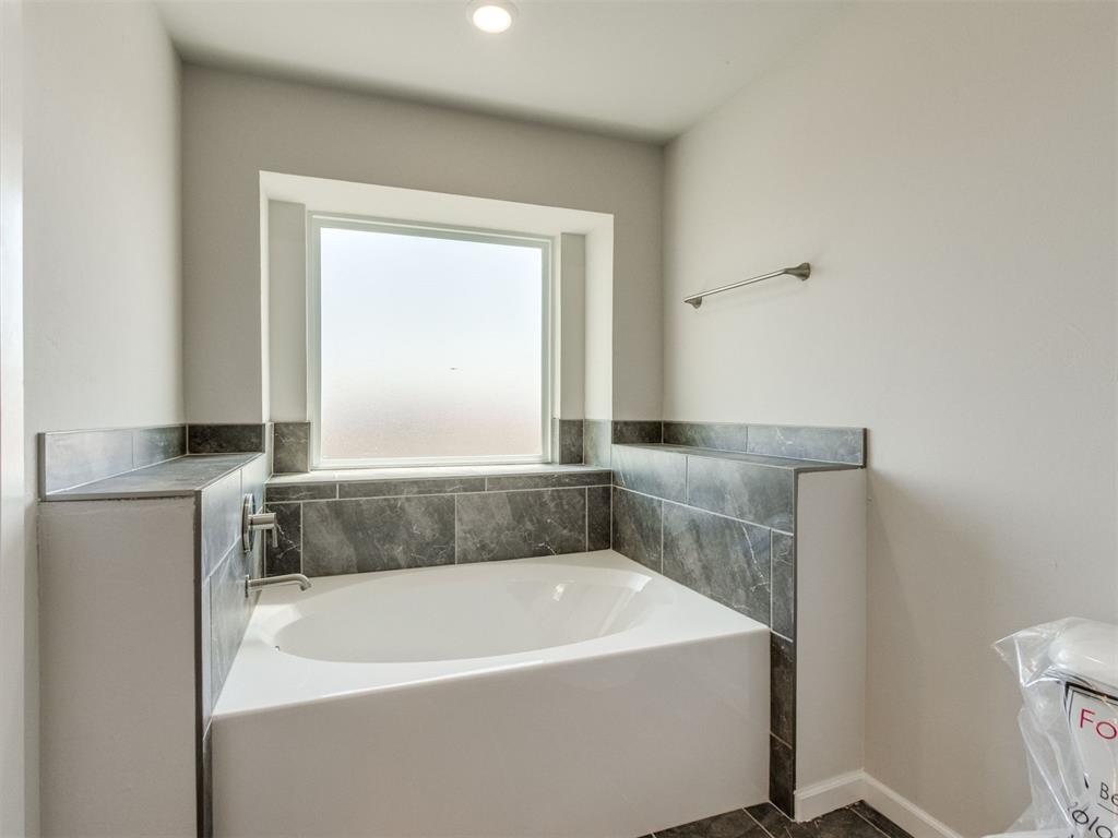 4004 Caraway Lane Property Photo 28