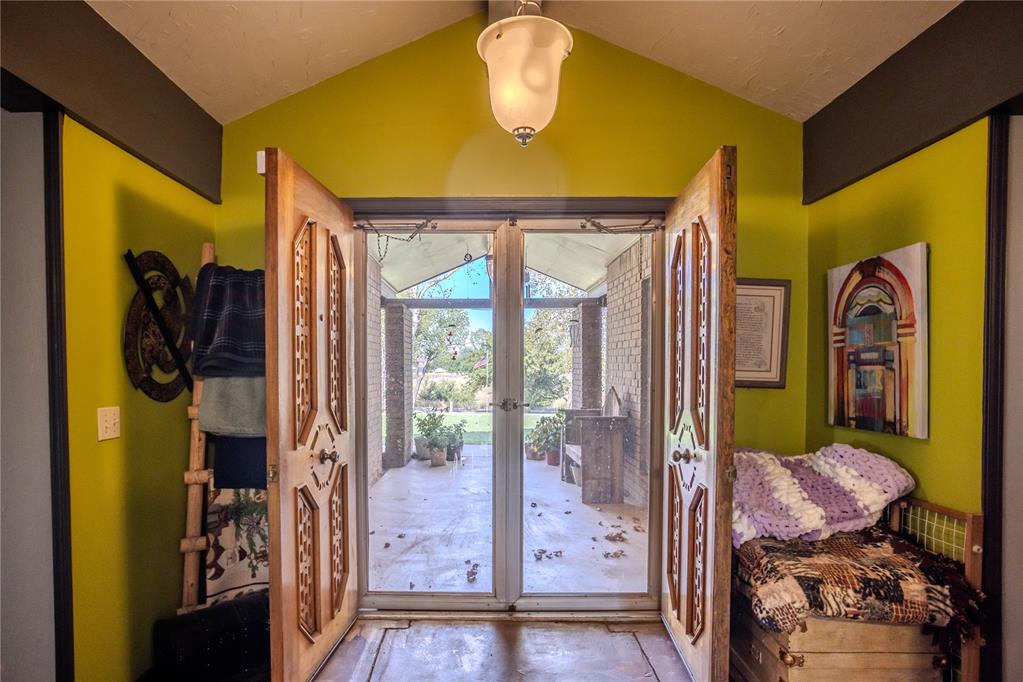 10046 Deer Creek Road Property Photo 4
