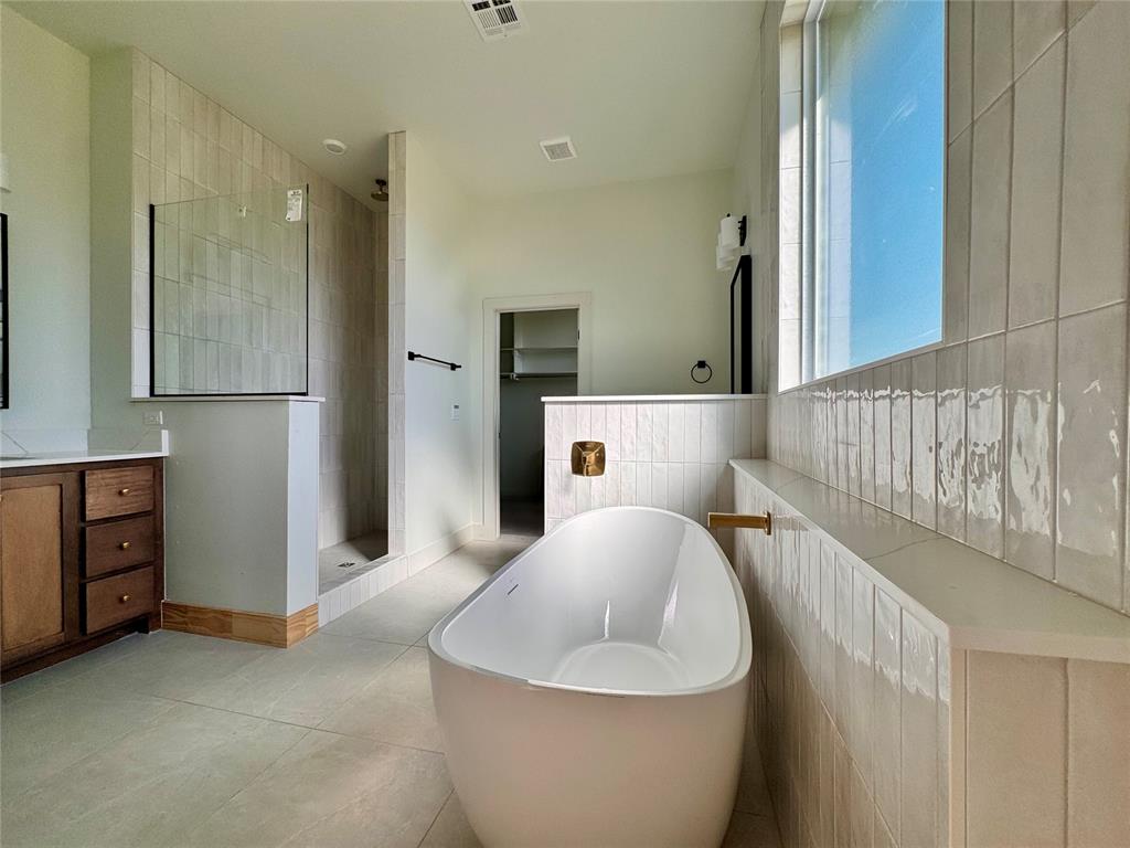 4084 Blue Ridge Avenue Property Photo 10