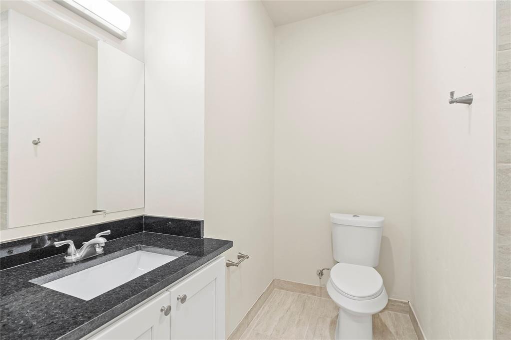 220 E Abbot Lane Property Photo 20