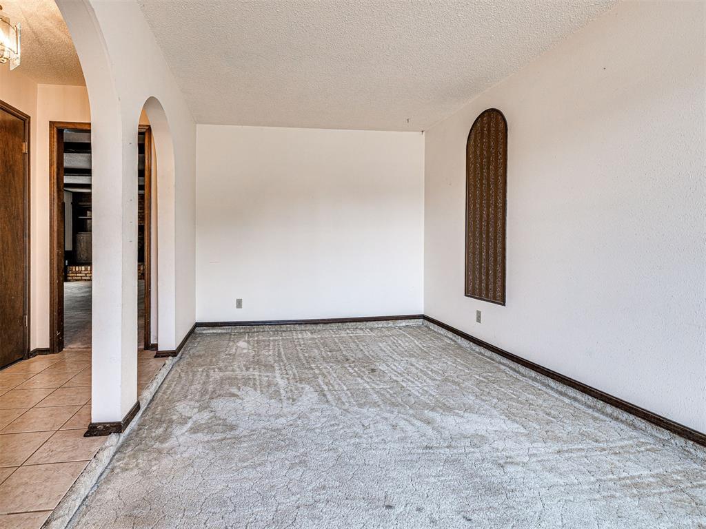 4909 Nw 18th Street Property Photo 6