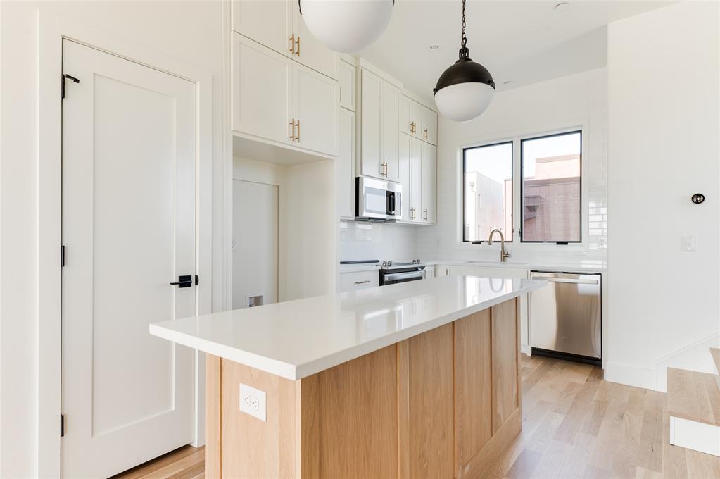1701 Wheeler Street Property Photo 6