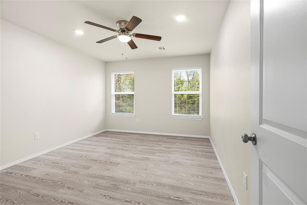 228 E Abbot Lane Property Photo 33