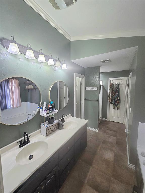 2913 Hunter Pointe Property Photo 8