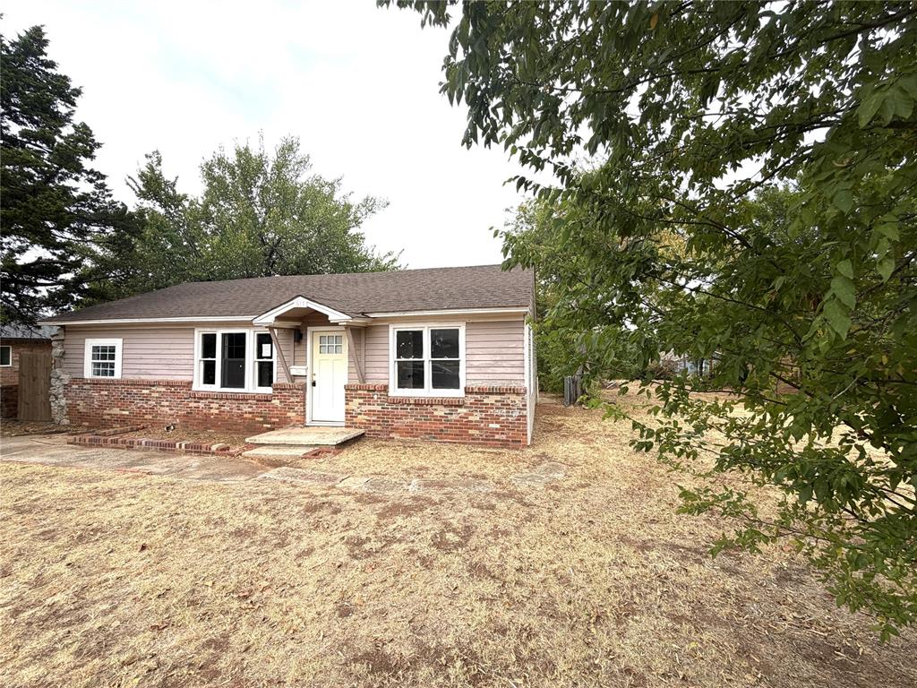 611 Nw 95th Street Property Photo 4