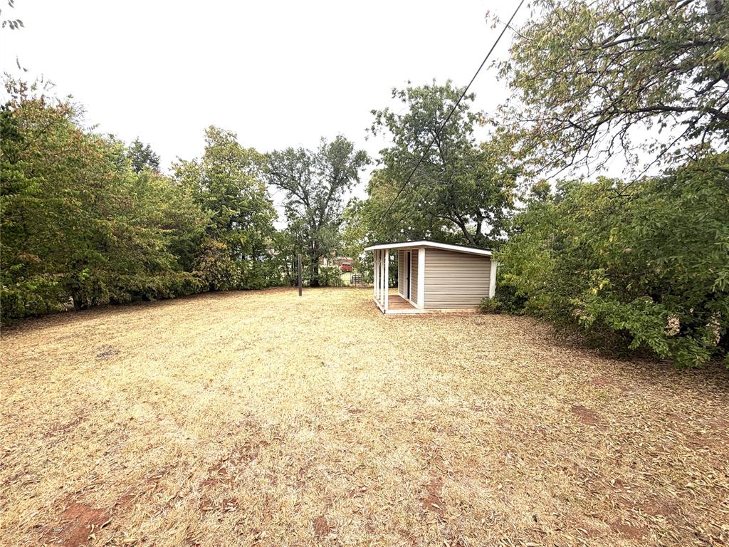 611 Nw 95th Street Property Photo 5