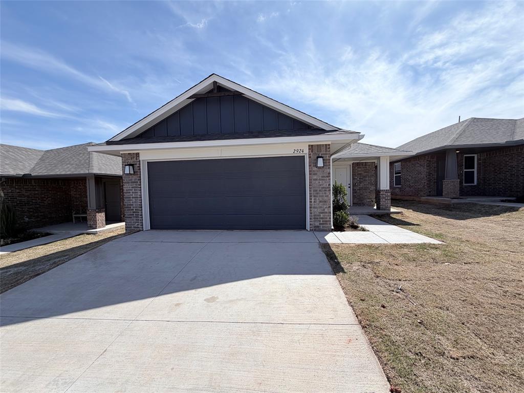 2924 Nw 196th Place Property Photo 1