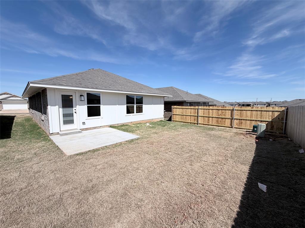 2924 Nw 196th Place Property Photo 14