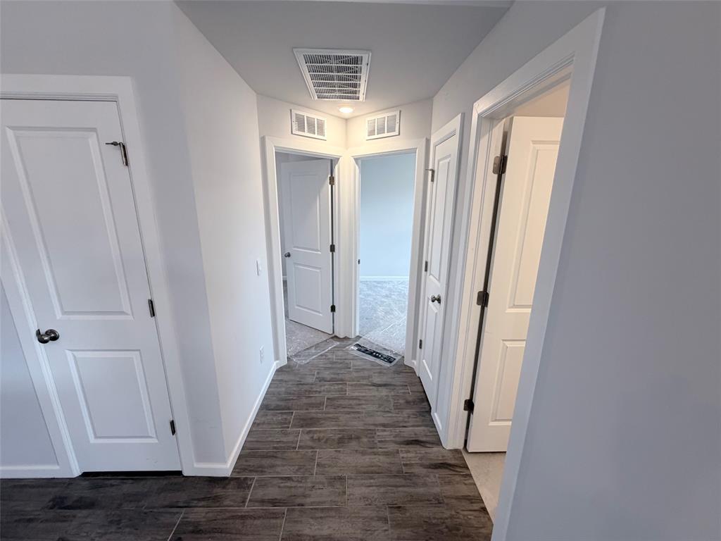2916 Nw 196th Place Property Photo 10