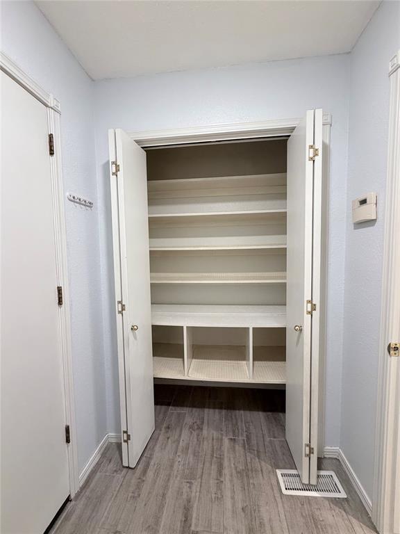 2816 Dalewood Place Property Photo 33
