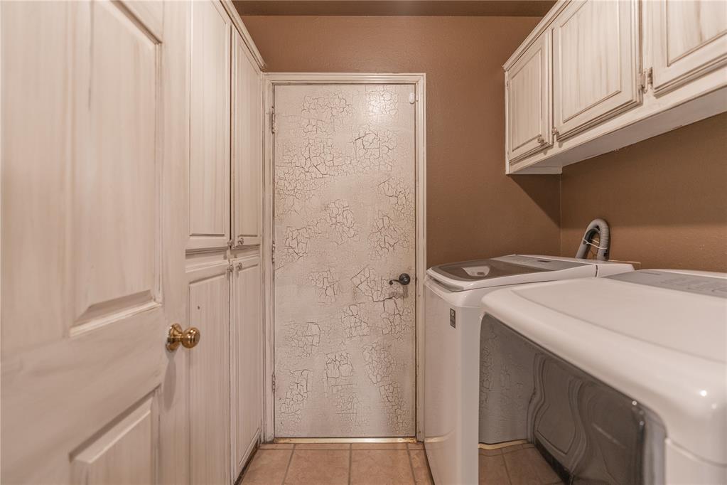 404 N Lockeport Drive Property Photo 18