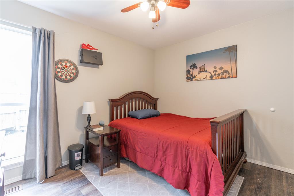 404 N Lockeport Drive Property Photo 19