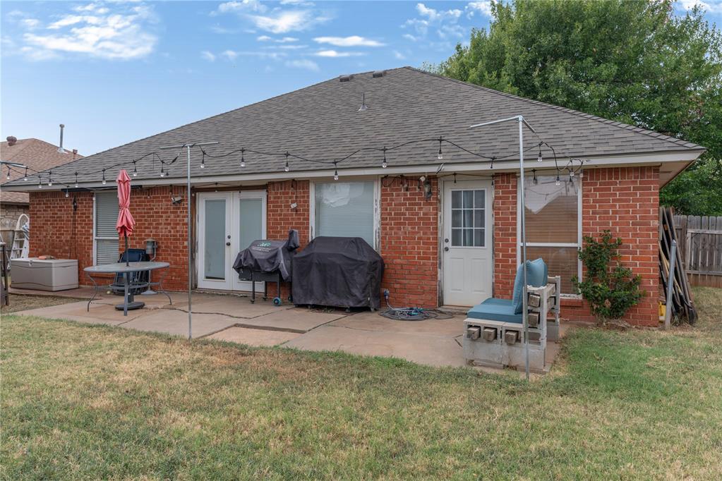 404 N Lockeport Drive Property Photo 25
