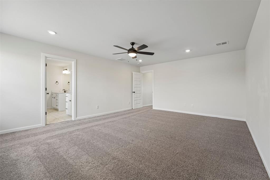 1304 Lighthorsemen Way Property Photo 22