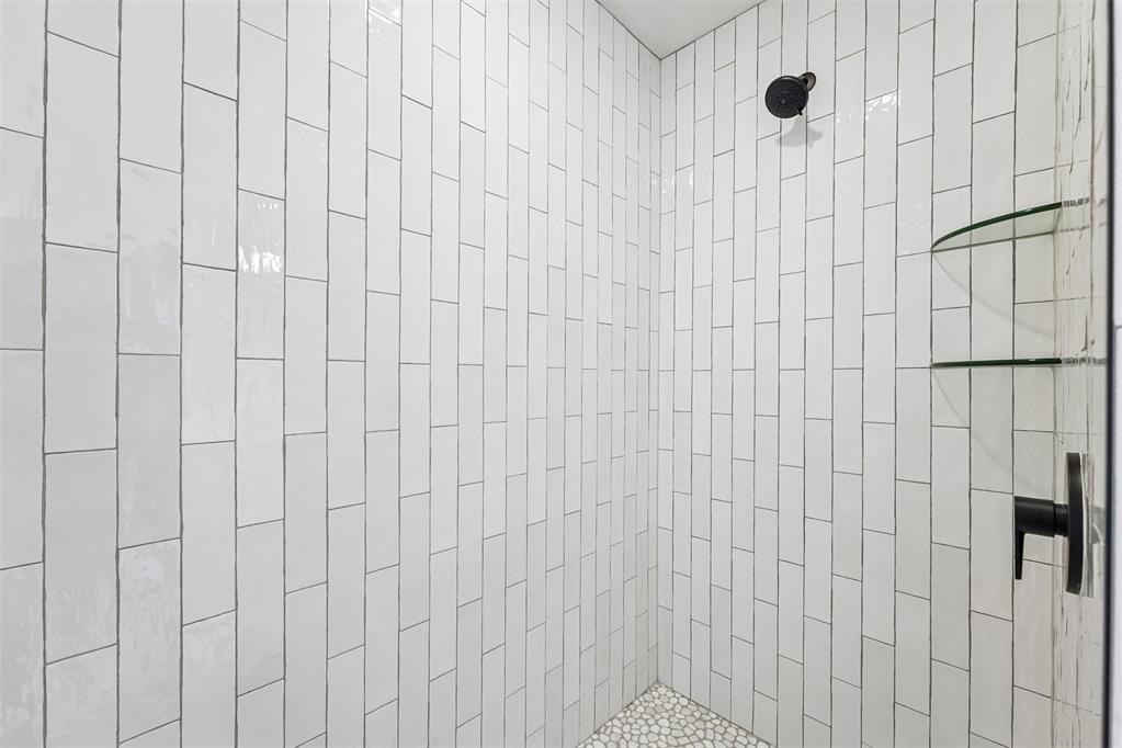 1304 Lighthorsemen Way Property Photo 25