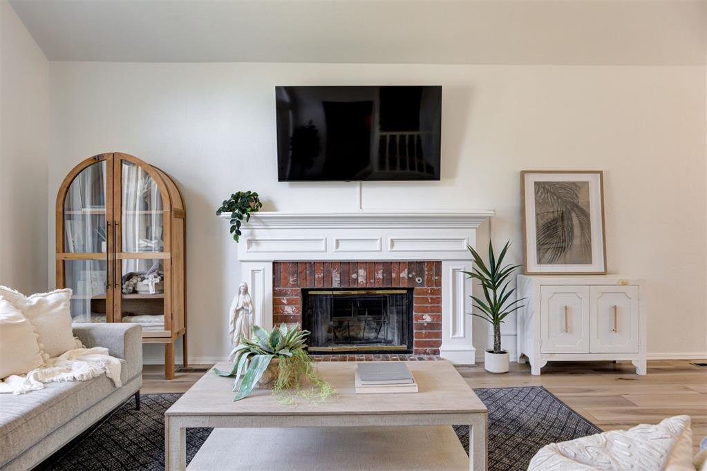 1209 Salem Avenue Property Photo 4