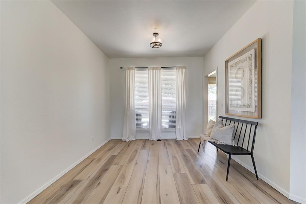 1209 Salem Avenue Property Photo 9
