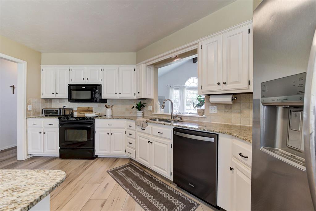 1209 Salem Avenue Property Photo 18