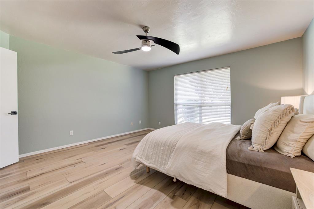 1209 Salem Avenue Property Photo 22