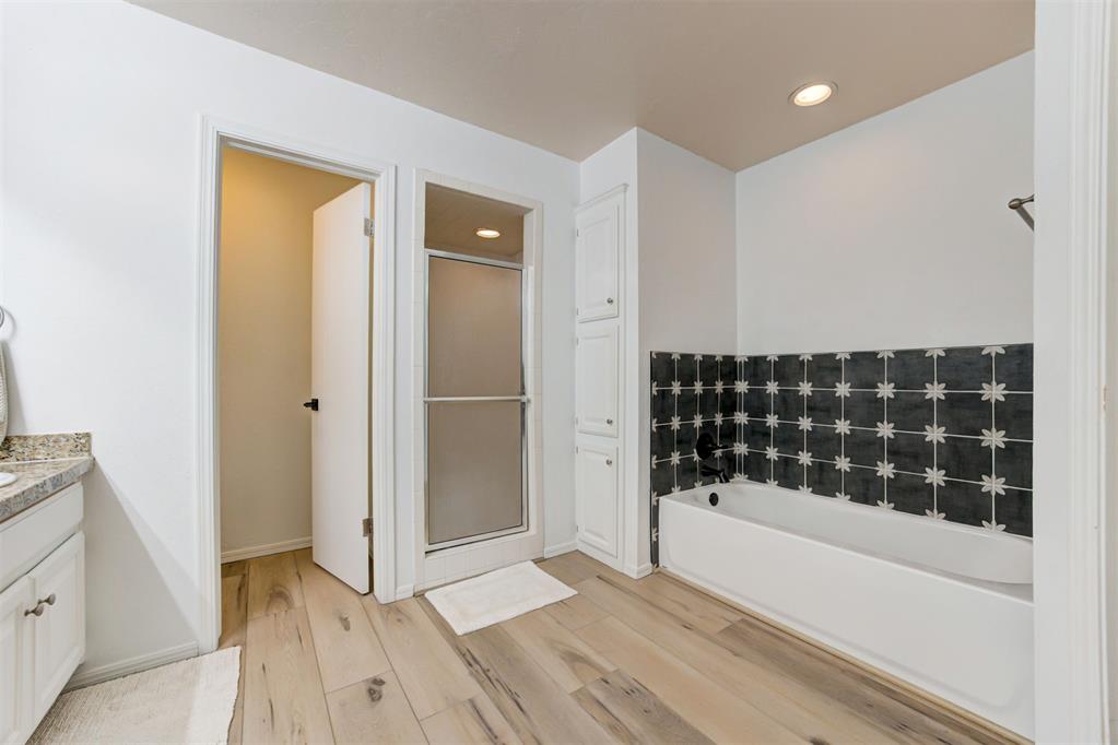 1209 Salem Avenue Property Photo 27