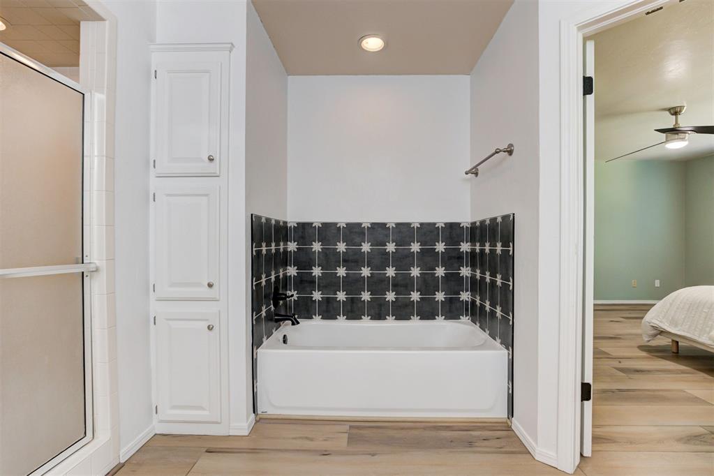 1209 Salem Avenue Property Photo 28