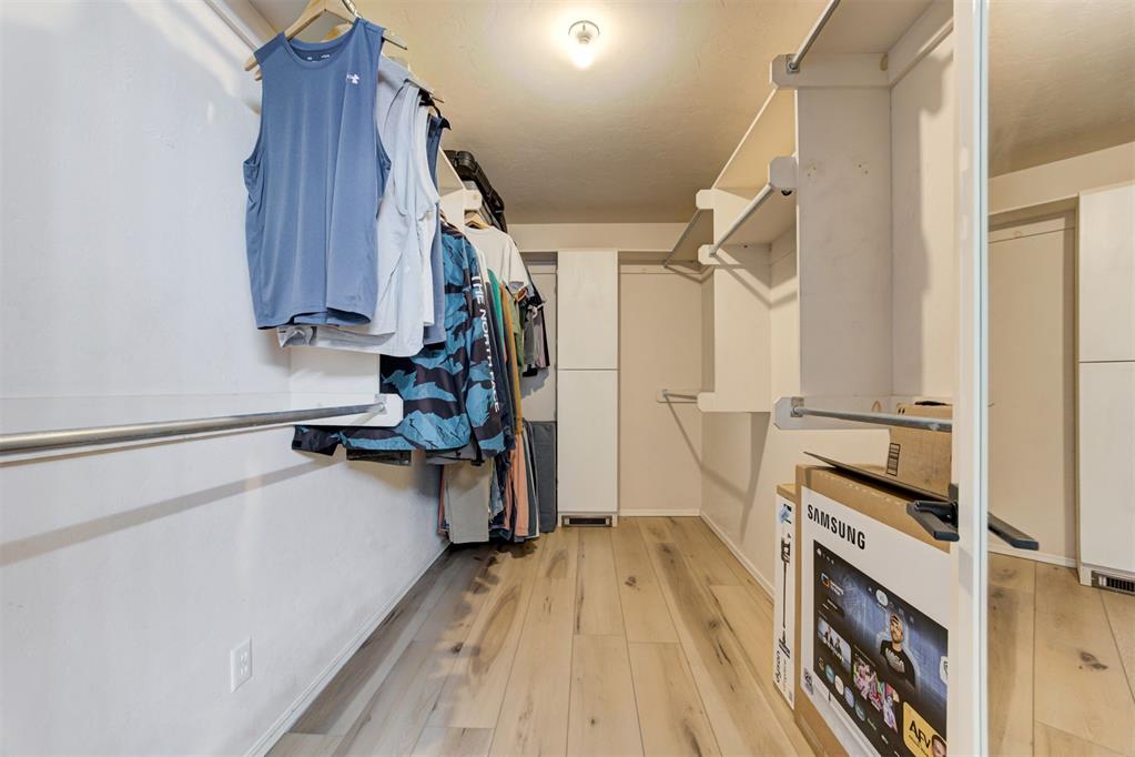 1209 Salem Avenue Property Photo 31