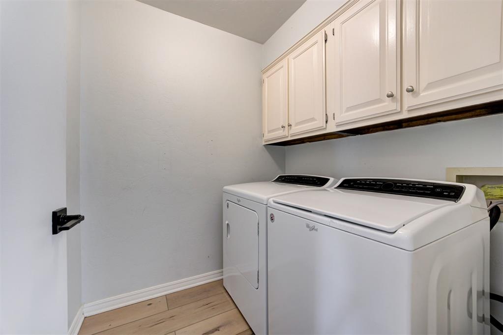 1209 Salem Avenue Property Photo 32