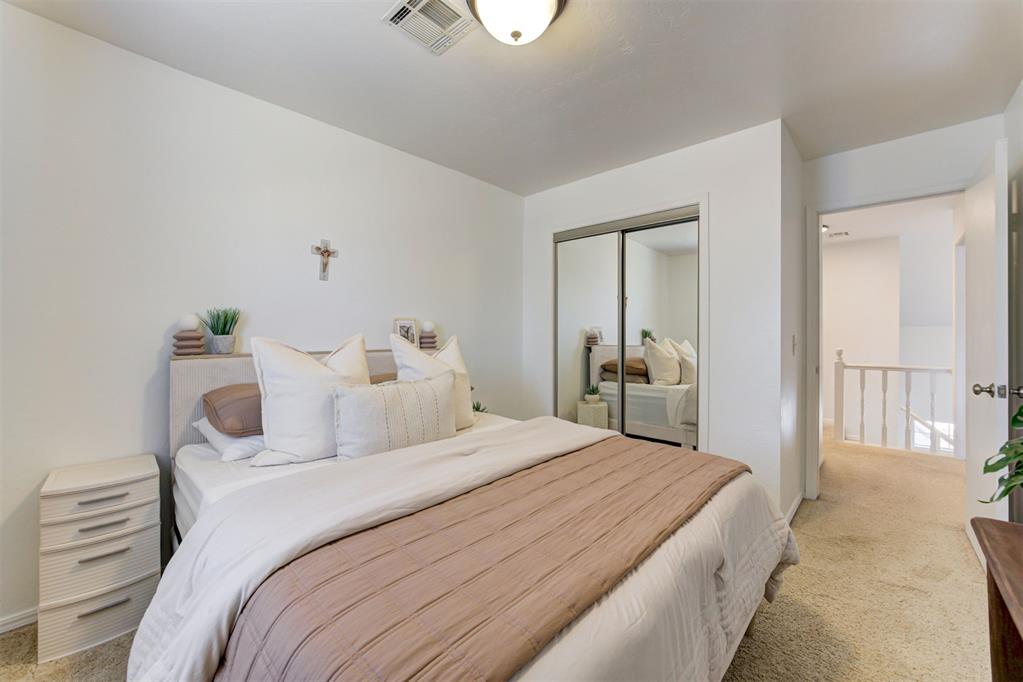 1209 Salem Avenue Property Photo 40