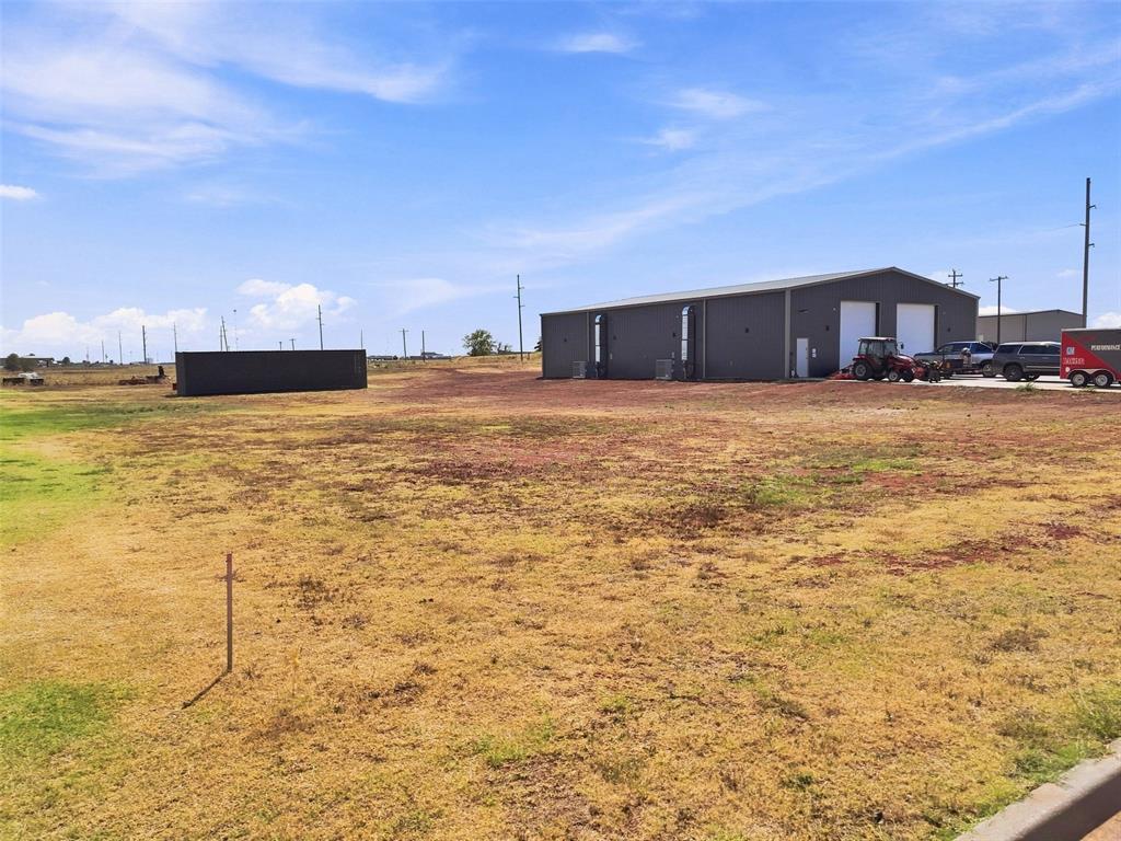 645 Industrial Parkway Property Photo 11