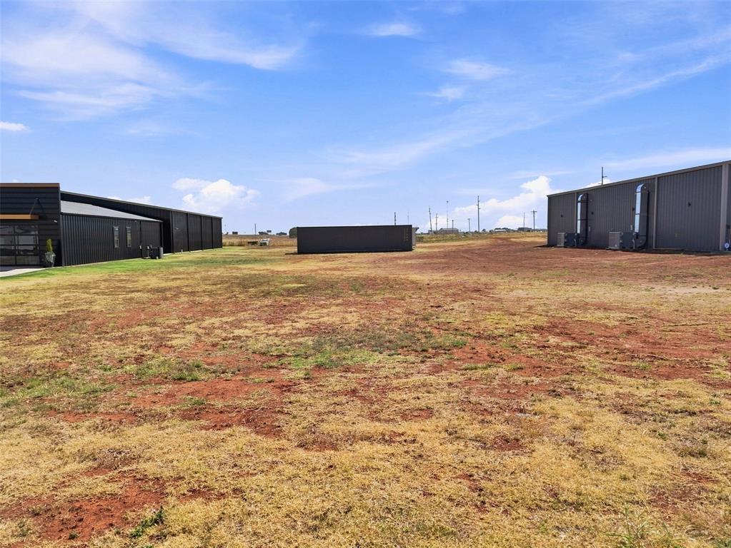645 Industrial Parkway Property Photo 12
