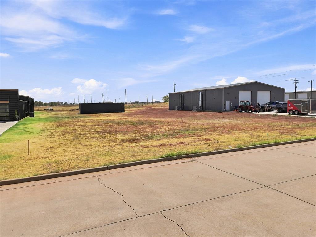 645 Industrial Parkway Property Photo 24
