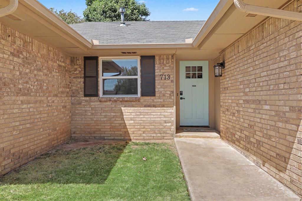 713 Banner Avenue Property Photo 4