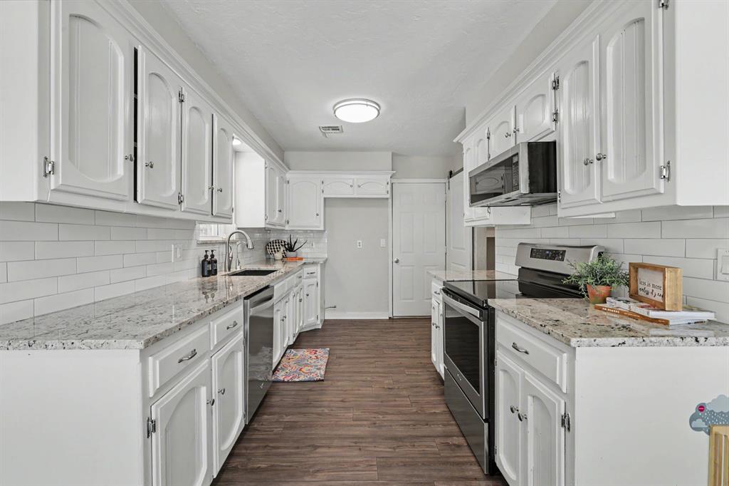 713 Banner Avenue Property Photo 8