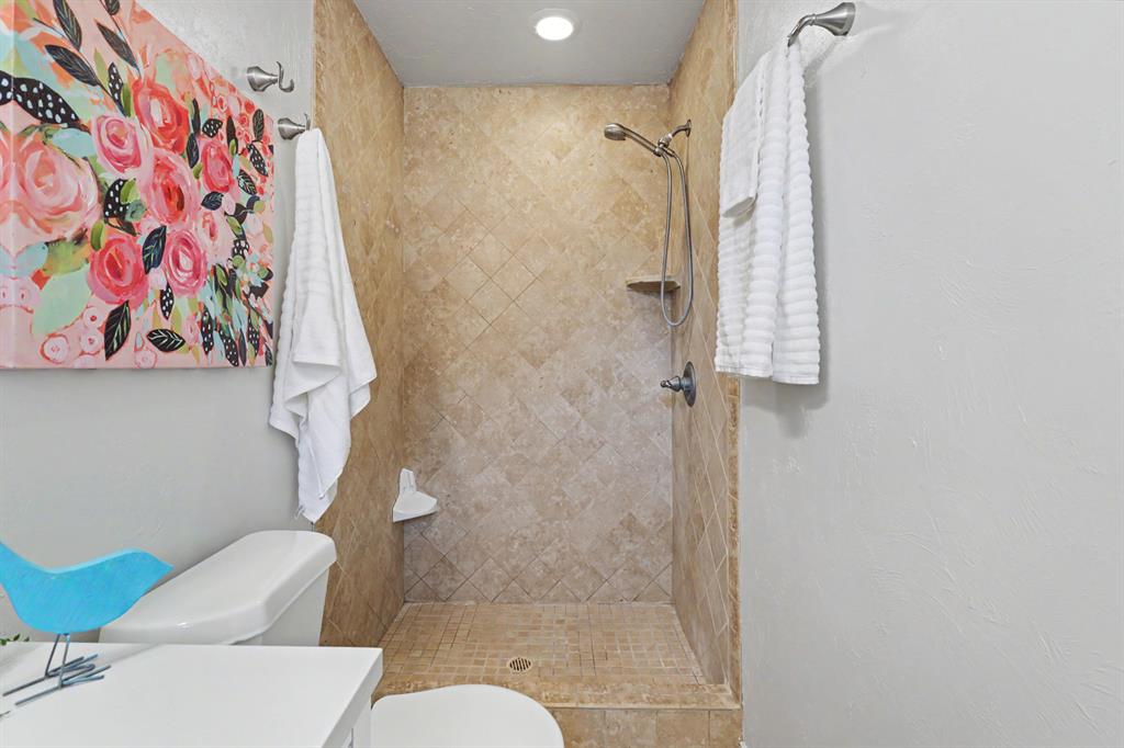 713 Banner Avenue Property Photo 16