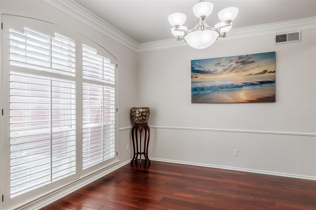 2209 Wildwood Terrace Property Photo 8