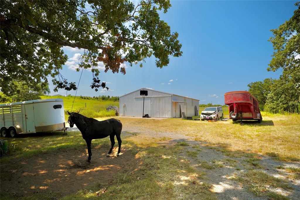 52469 W Highway 16 Property Photo 38
