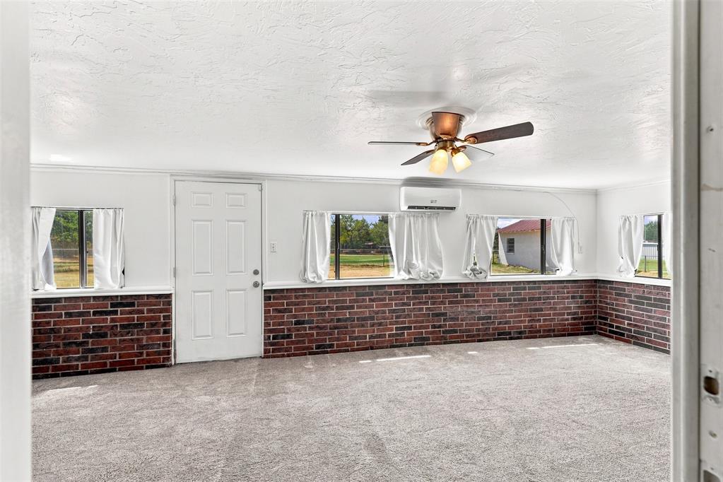 10220 Ne 19th Street Property Photo 13