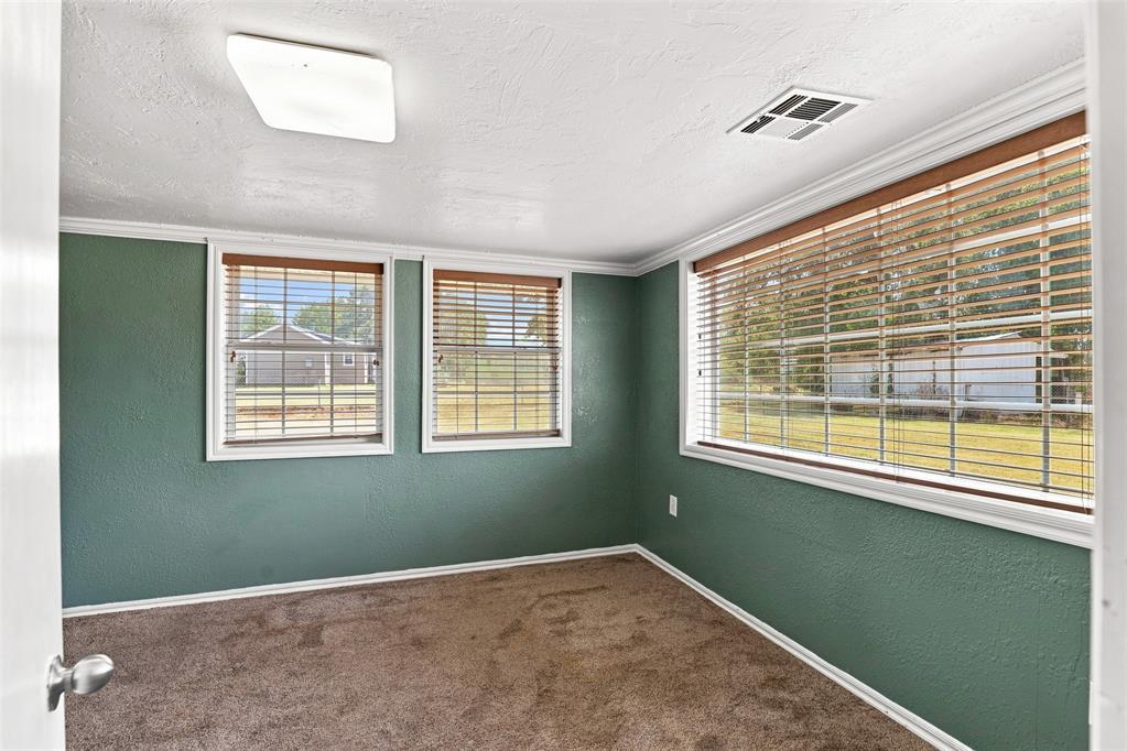 10220 Ne 19th Street Property Photo 27