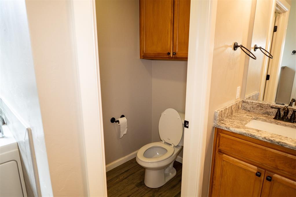 401 E Robert S Kerr Boulevard Property Photo 16