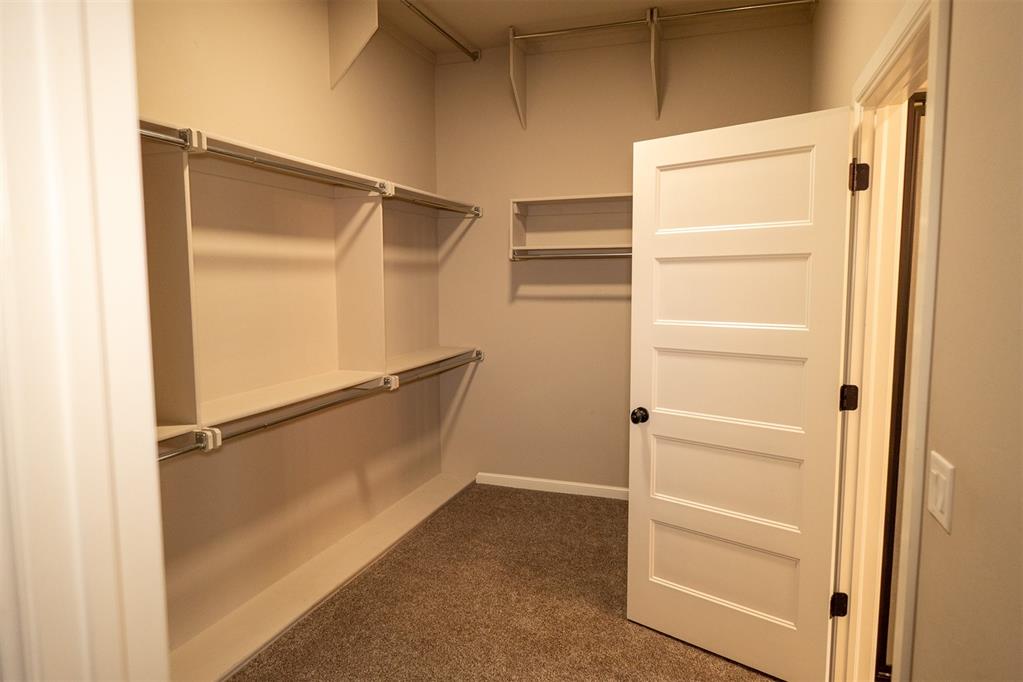 401 E Robert S Kerr Boulevard Property Photo 21