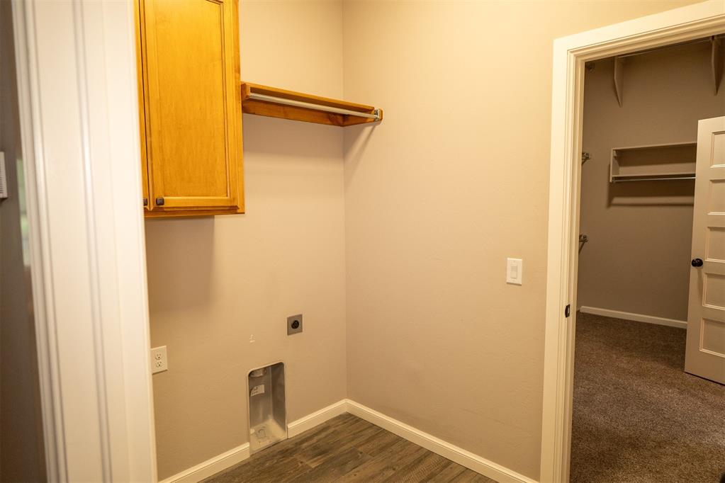 401 E Robert S Kerr Boulevard Property Photo 22