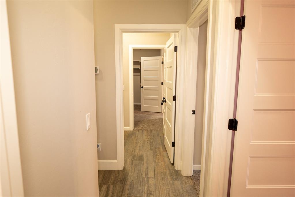 401 E Robert S Kerr Boulevard Property Photo 27