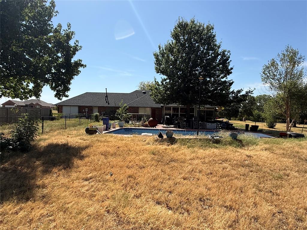873 Oaklawn Drive Property Photo 4
