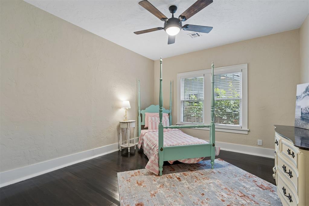 610 Nw Dearborn Avenue Property Photo 18