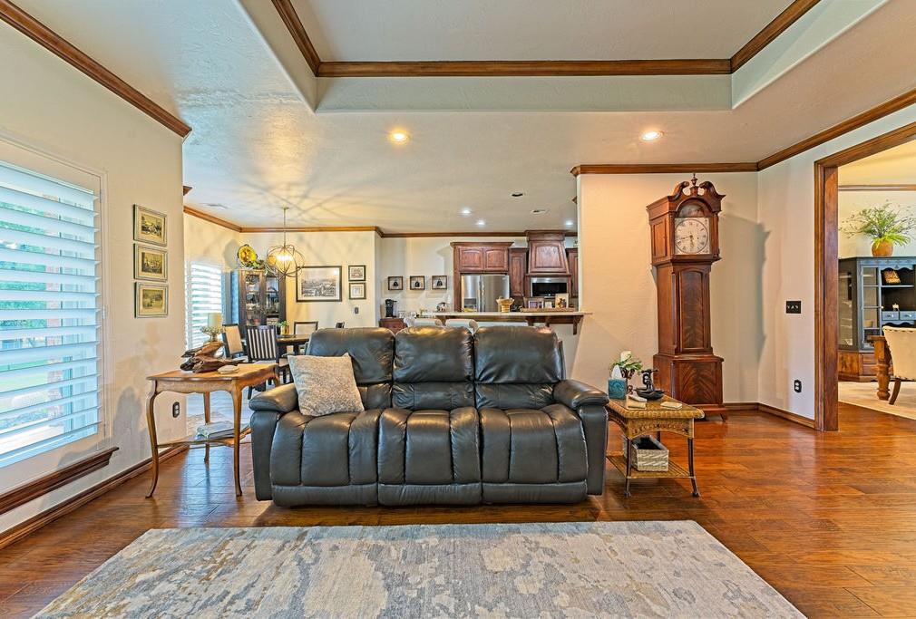 2422 Blackoak Court Property Photo 8