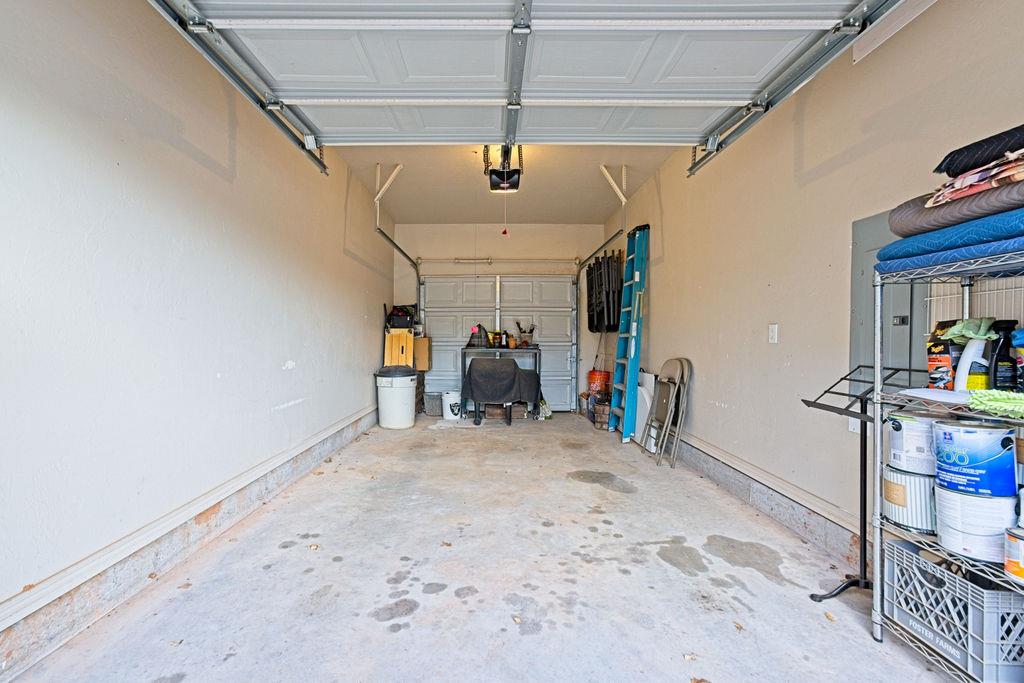 2422 Blackoak Court Property Photo 25
