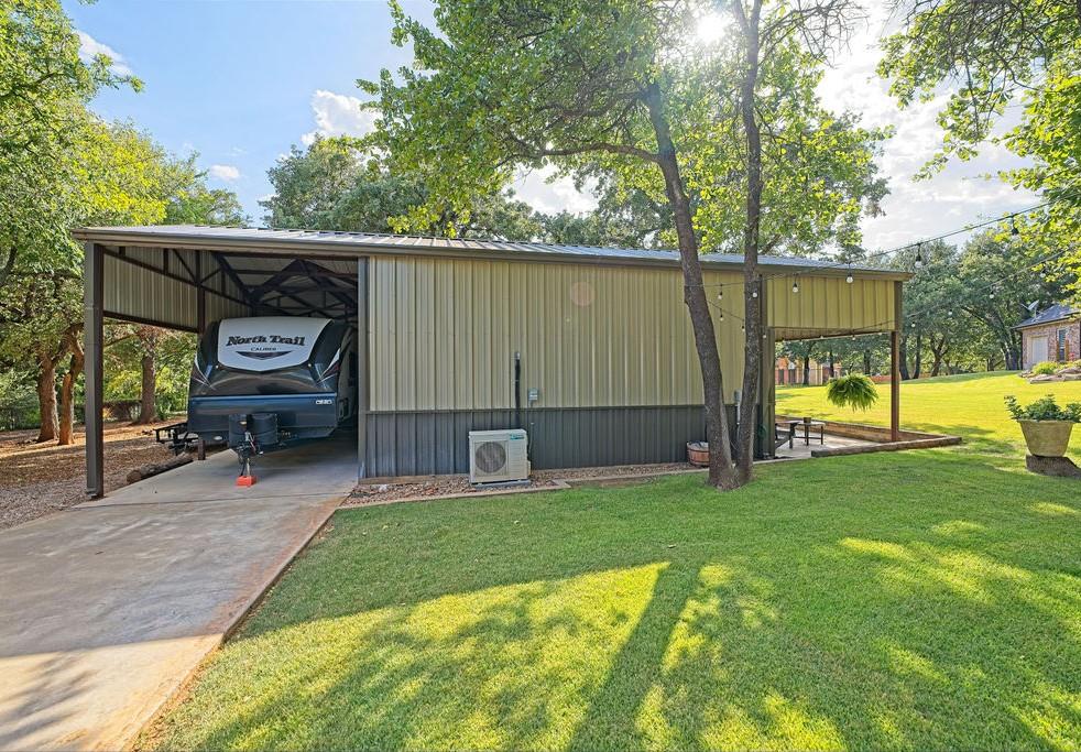 2422 Blackoak Court Property Photo 33