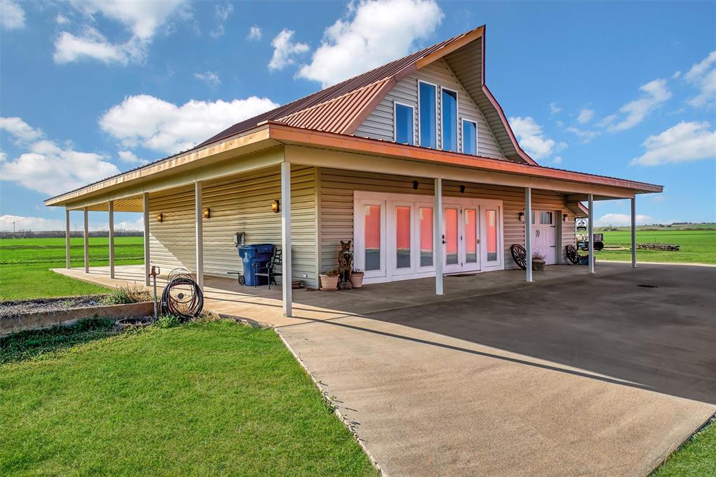 22331 E 1180 Road Property Photo 2